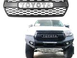 TOYOTA HILUX 2021+ ÖN PANJUR ABS PLASTİK
